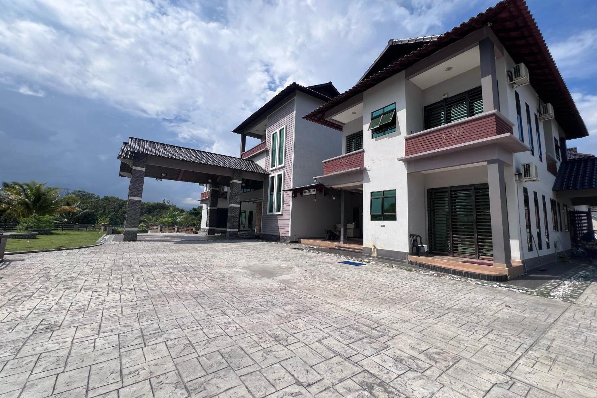 Nurbayu Chalet, Kemaman كوانتان المظهر الخارجي الصورة