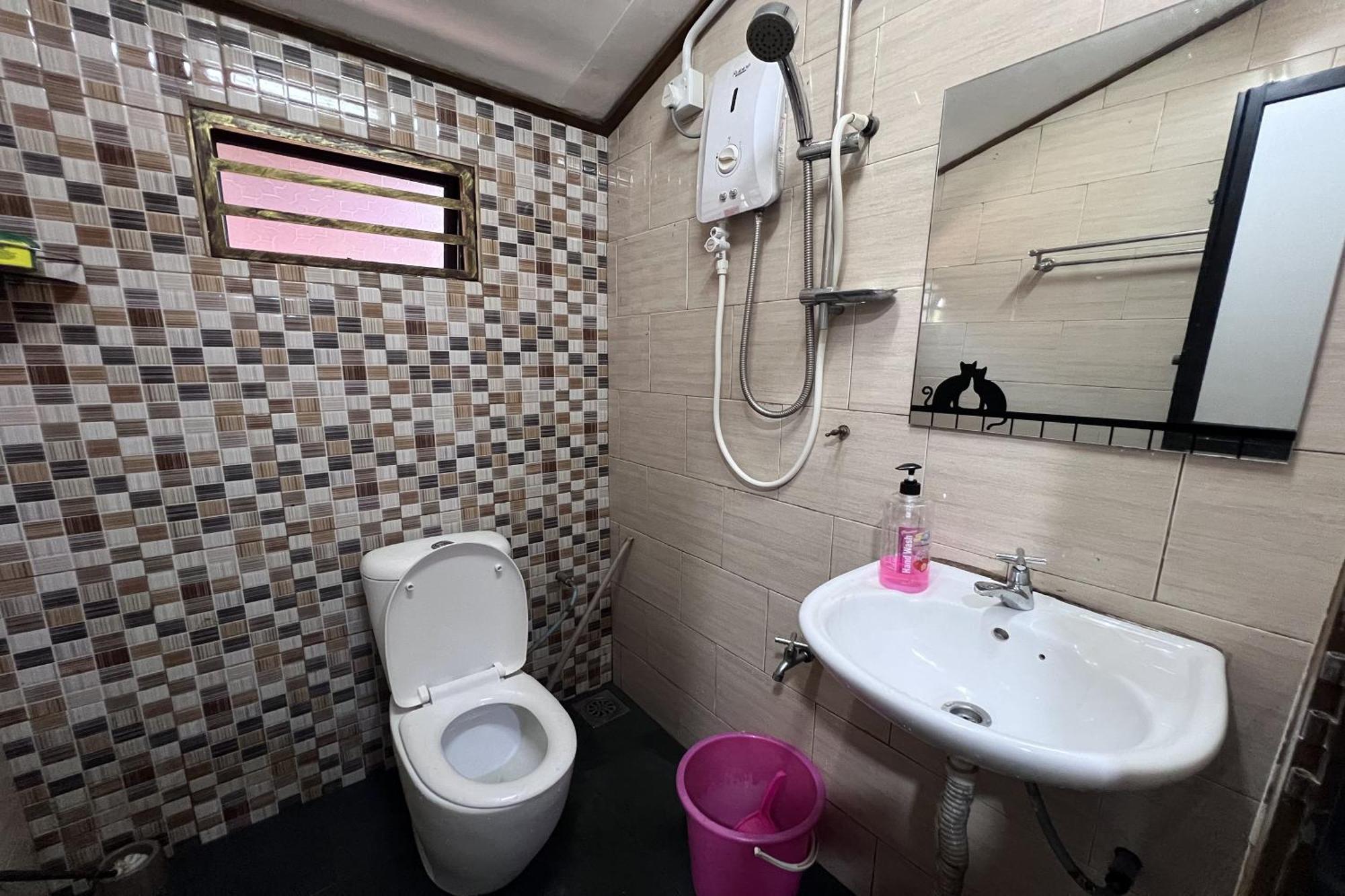 Nurbayu Chalet, Kemaman كوانتان المظهر الخارجي الصورة