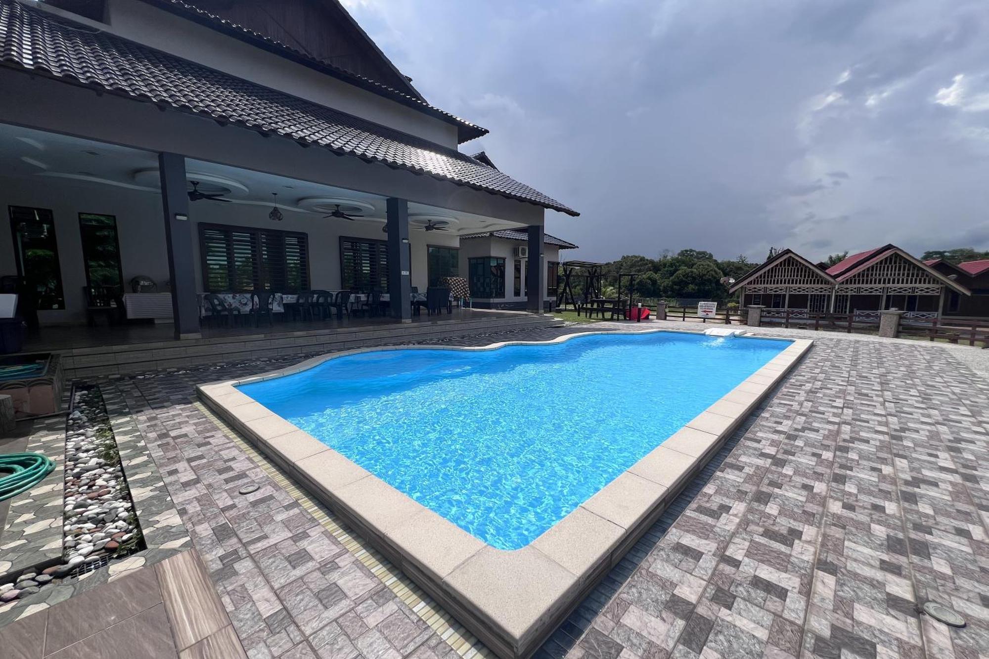 Nurbayu Chalet, Kemaman كوانتان المظهر الخارجي الصورة
