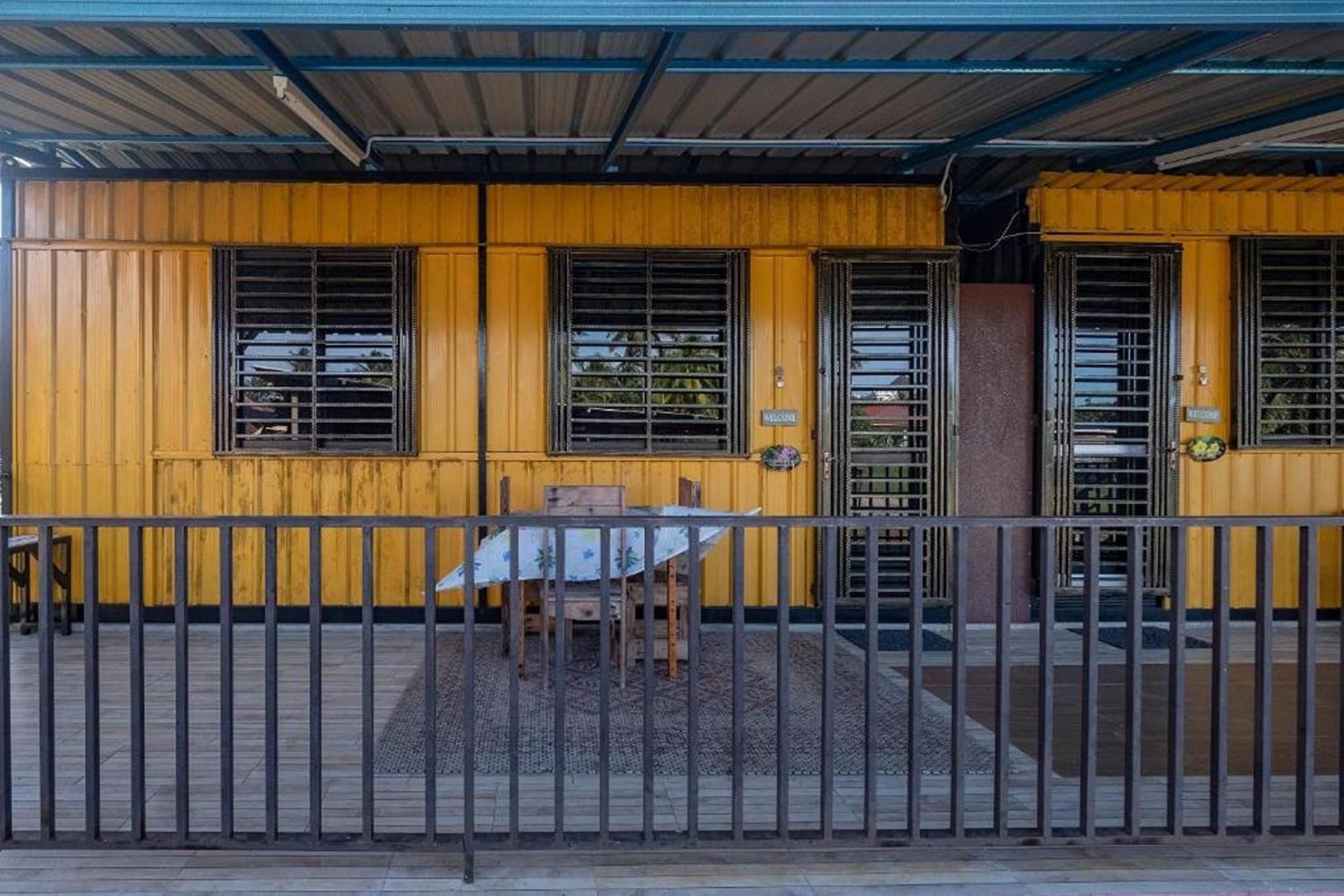 Nurbayu Chalet, Kemaman كوانتان المظهر الخارجي الصورة